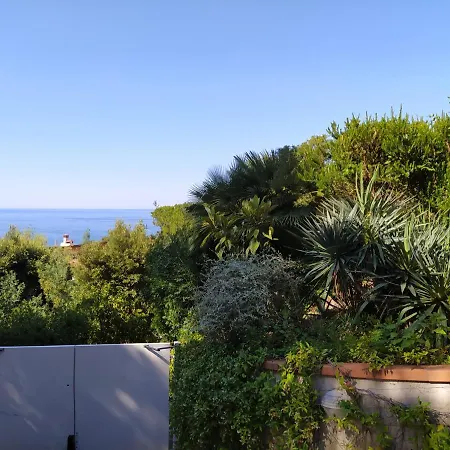 Holiday home Tra Mare E Bosco Nella Splendida Quercianella